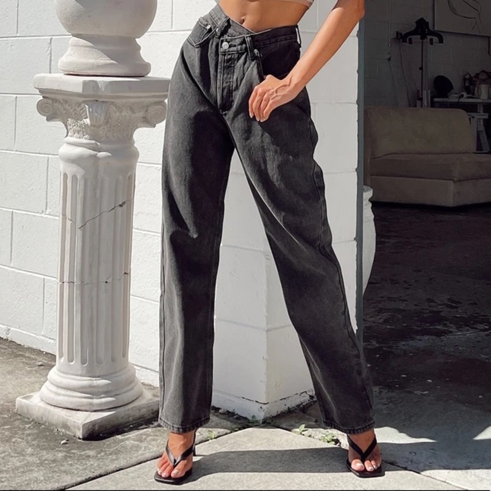 Asymmetrical Jeans Black